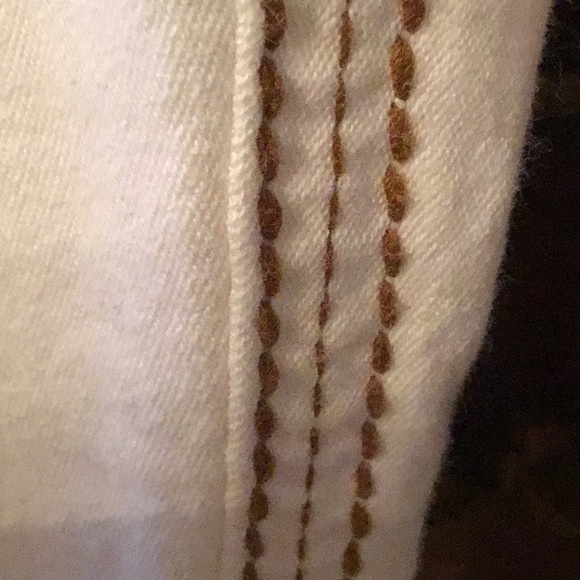 Cache Contour Collection Off White Jeans - Picture 4 of 8